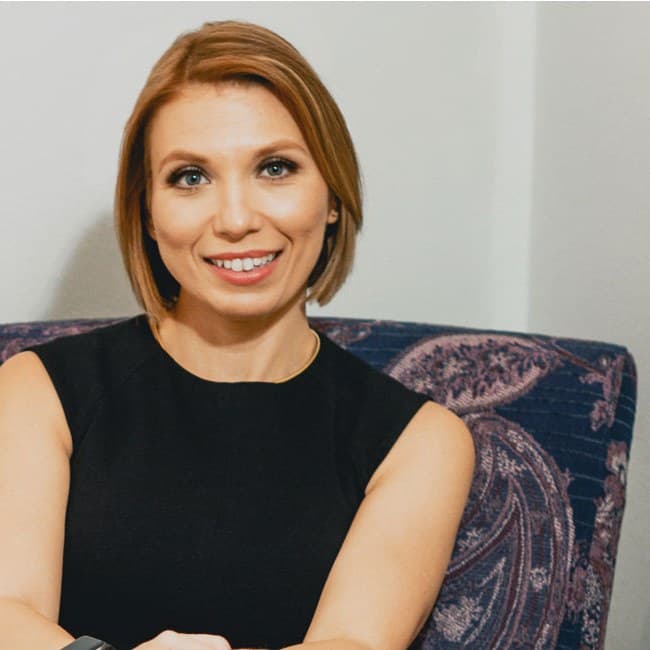 Andréa Vieira, Esq.
